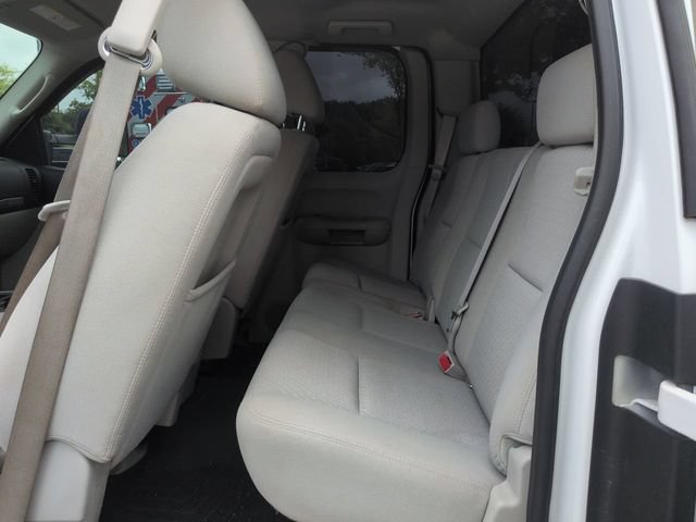 Used 2011 Chevrolet Silverado 2500 LT w/ Interior Plus Package RWD image 14