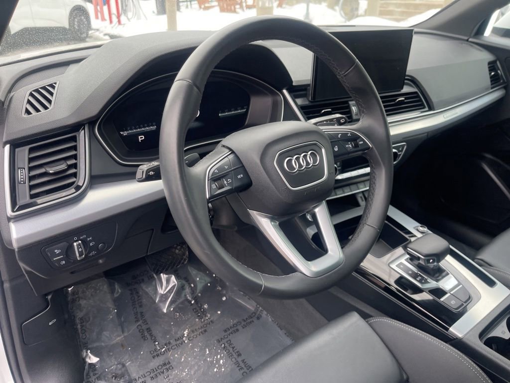 Used 2025 Audi Q5 2.0T Premium image 10