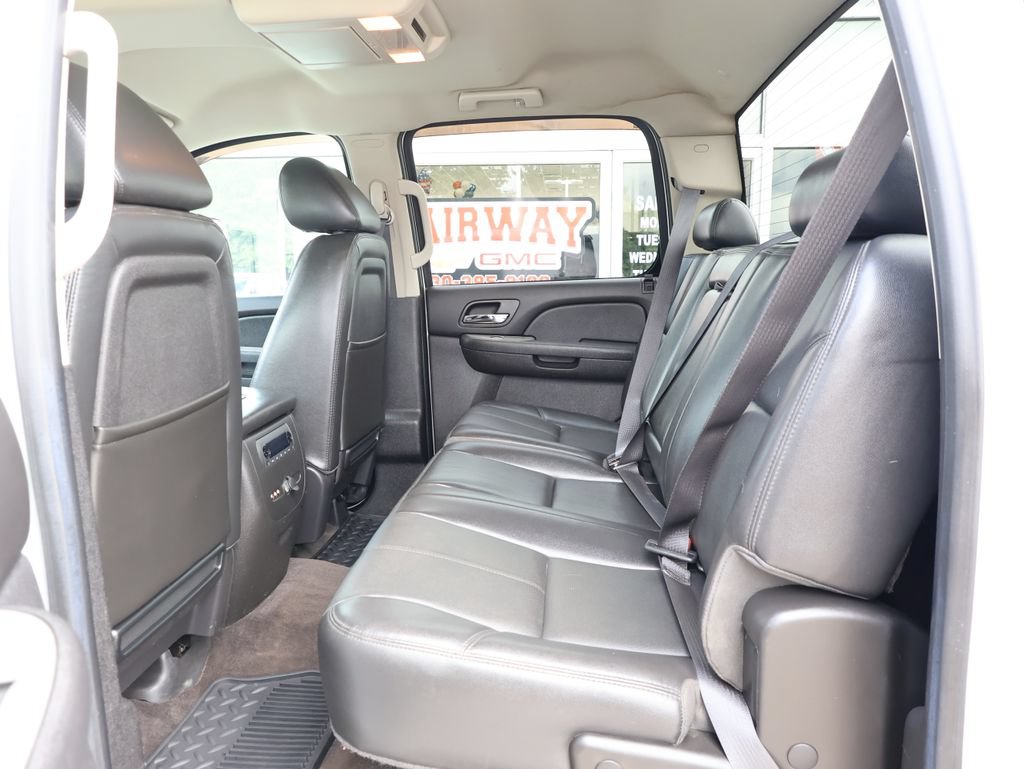 Used 2014 Chevrolet Silverado 2500 LTZ w/ LTZ Plus Package AWD/4WD image 24