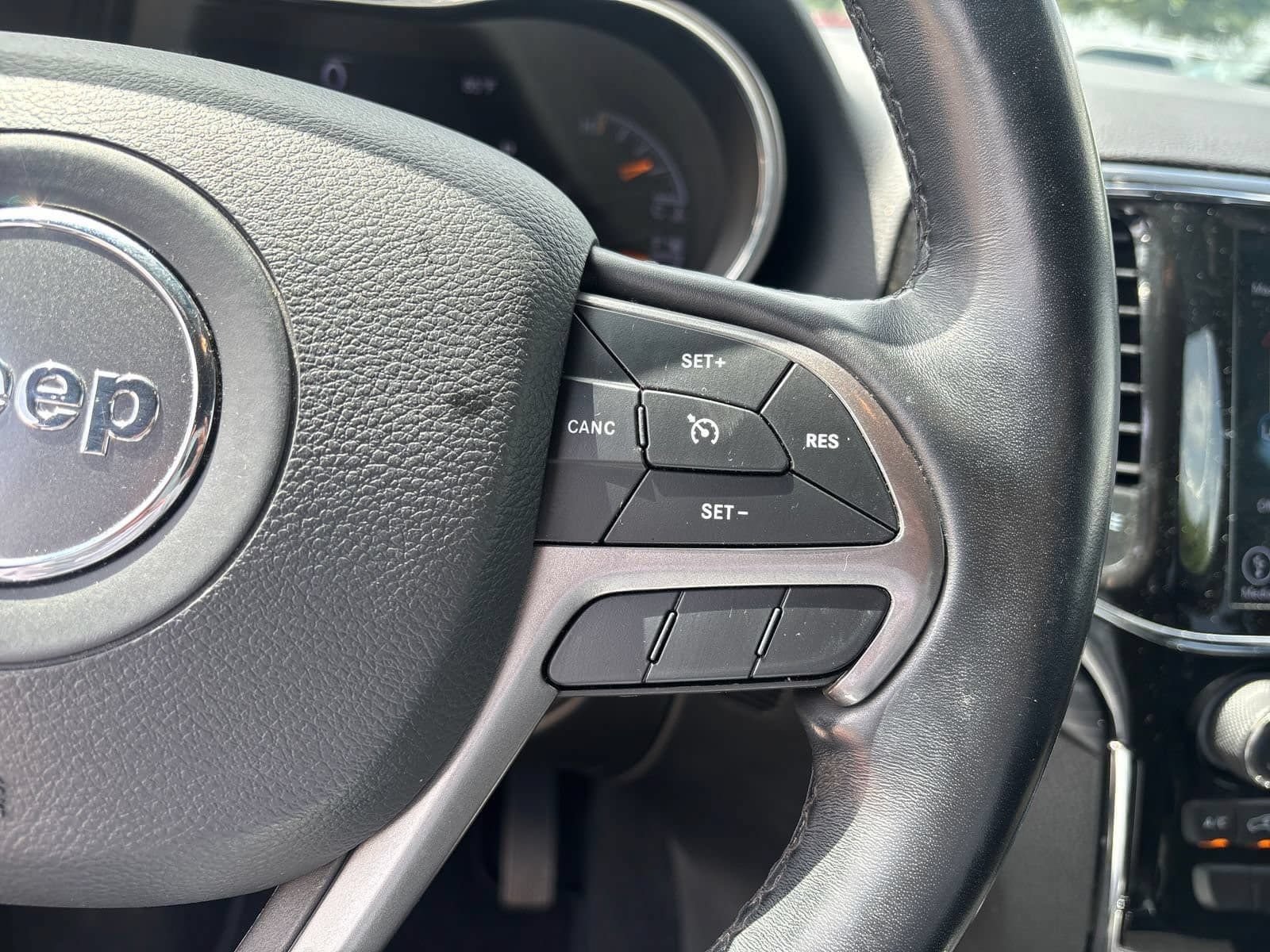 Used 2021 Jeep Grand Cherokee Freedom Edition RWD image 19