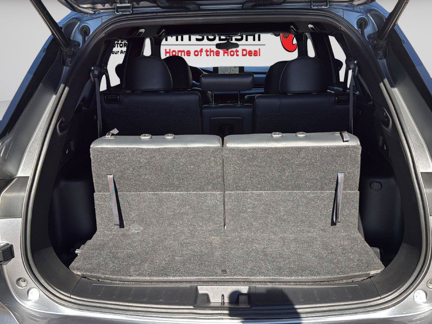 Used 2023 Mitsubishi Outlander SE Black Edition FWD image 23