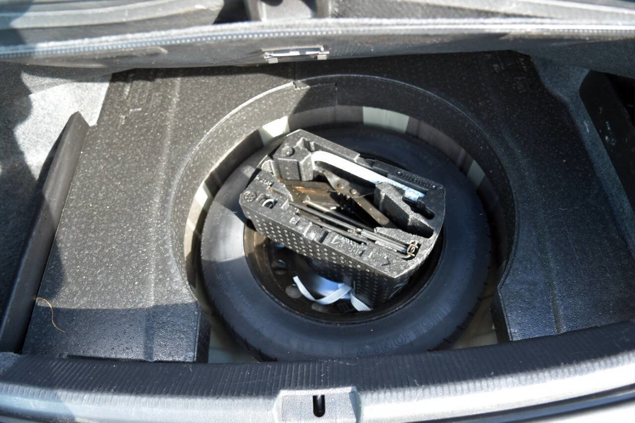 Used 2015 Volkswagen Passat TDI SE image 28