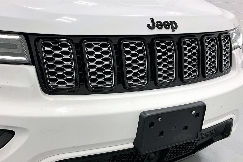 Used 2020 Jeep Grand Cherokee Altitude AWD/4WD image 32