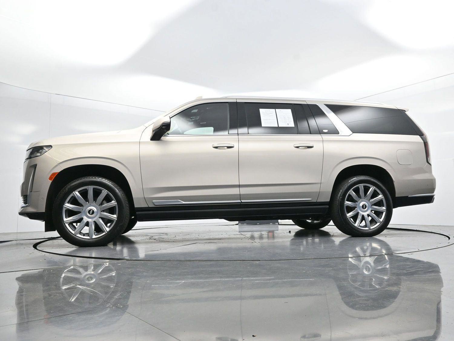 Certified 2024 Cadillac Escalade ESV Premium Luxury Platinum w/ Heavy-Duty Trailer Package image 56