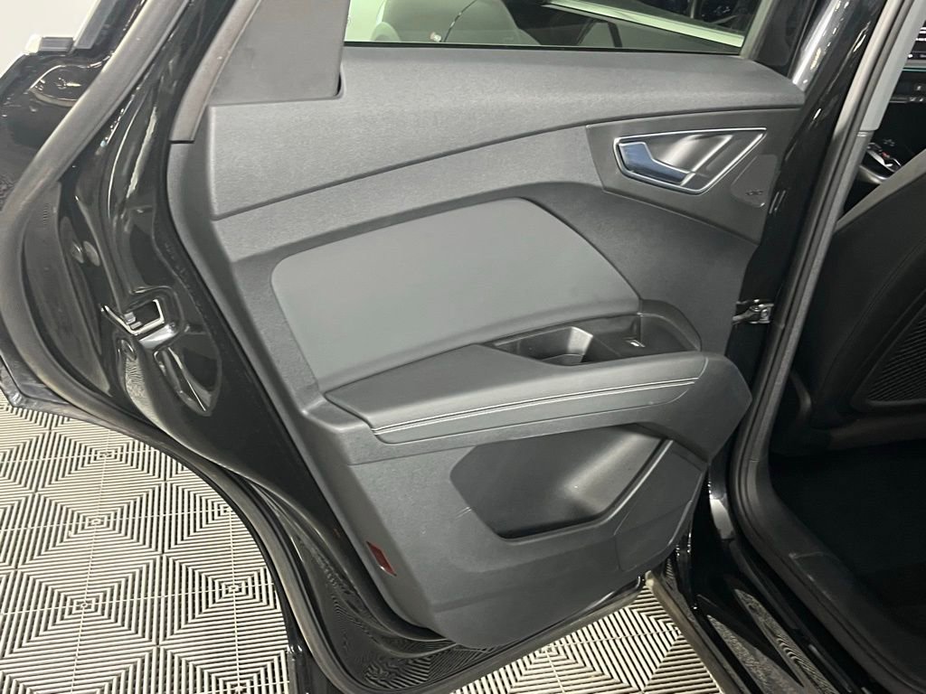 Used 2023 Audi Q4 e-tron Prestige image 20