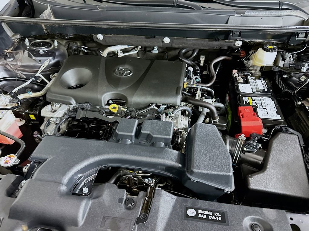 Used 2024 Toyota RAV4 XLE image 30