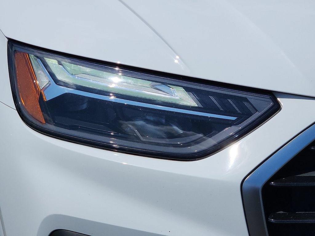 Used 2021 Audi Q5 2.0T Premium Plus w/ Premium Plus Package AWD/4WD image 9