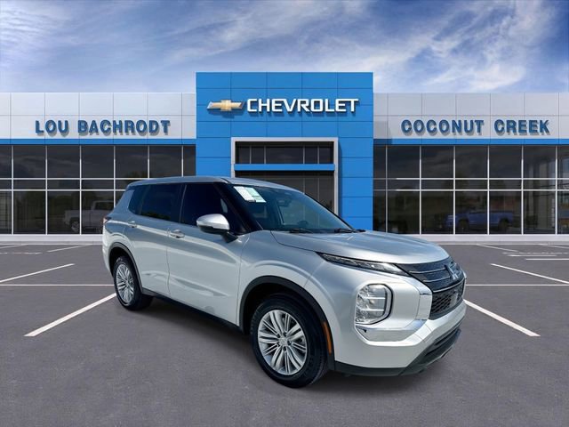 Used 2024 Mitsubishi Outlander ES FWD video 2