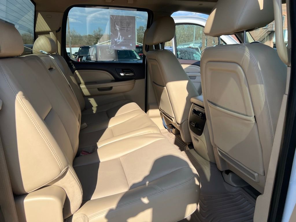 Used 2012 GMC Sierra 2500 Denali AWD/4WD image 16