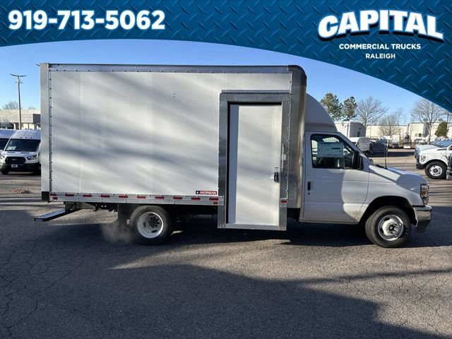 New 2025 Ford E-350 and Econoline 350 Super Duty w/ Driver's Safety Package RWD image 9