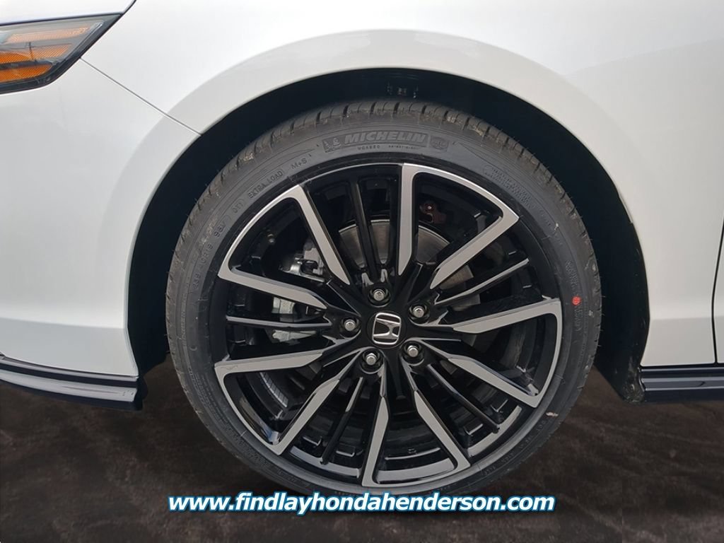 New 2026 Honda Accord Touring image 9