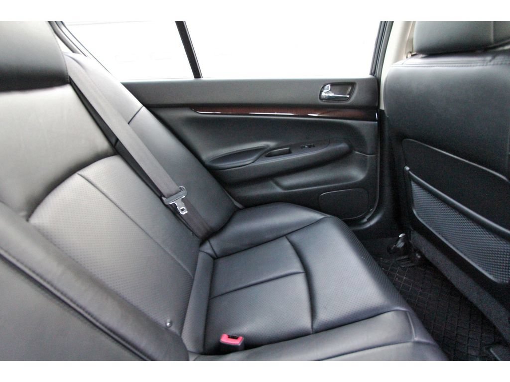 Used 2012 INFINITI G37 x Sedan w/ Premium Pkg AWD/4WD image 12