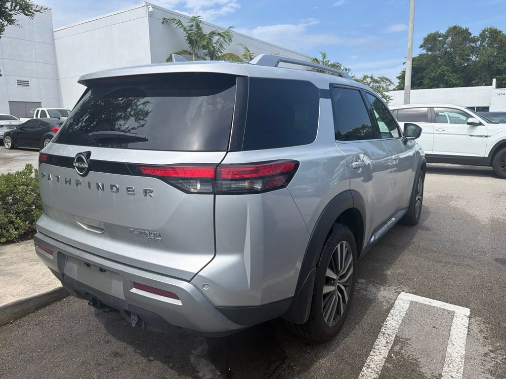 Certified 2022 Nissan Pathfinder Platinum w/ Cargo Package AWD/4WD image 6