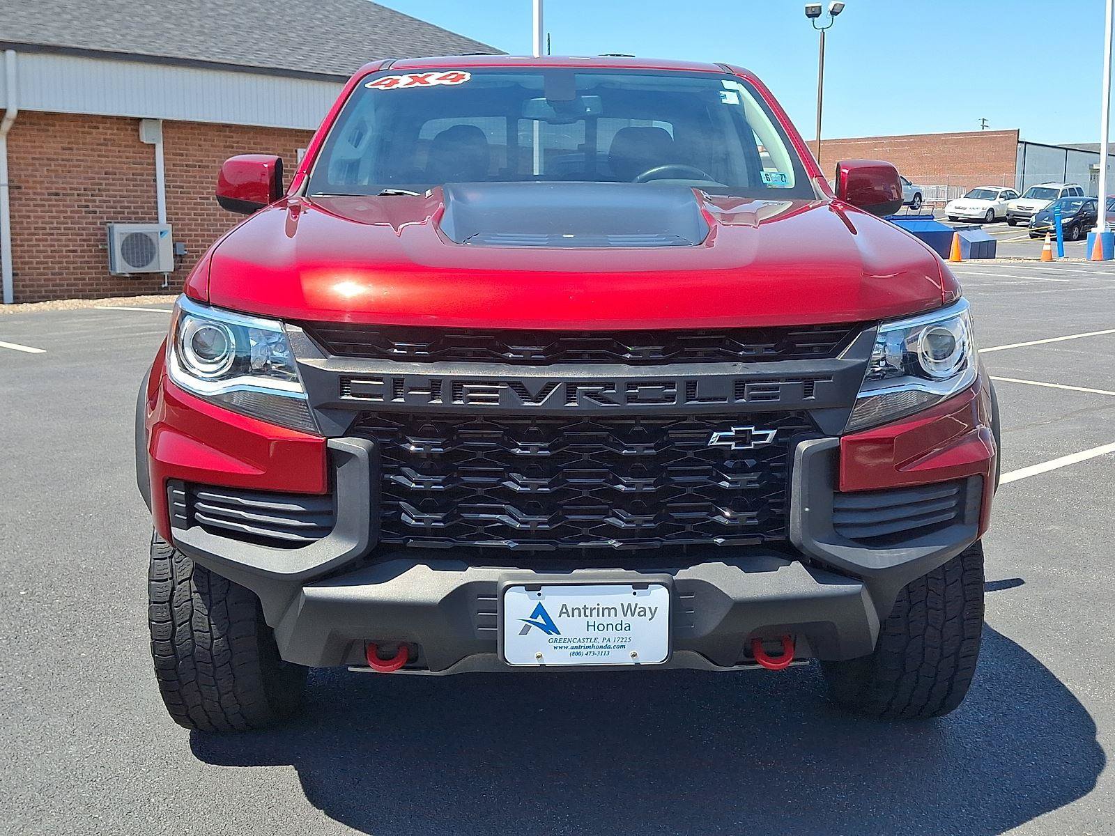 Used 2021 Chevrolet Colorado ZR2 w/ ZR2 Dusk Special Edition AWD/4WD image 2