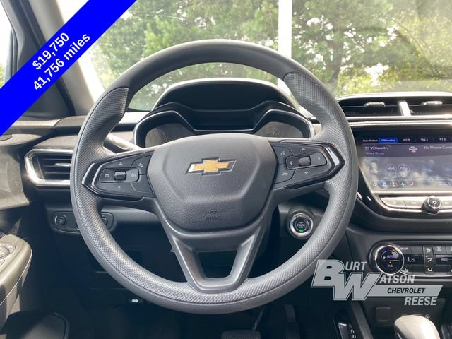 Used 2022 Chevrolet TrailBlazer LT w/ Convenience Package FWD image 19