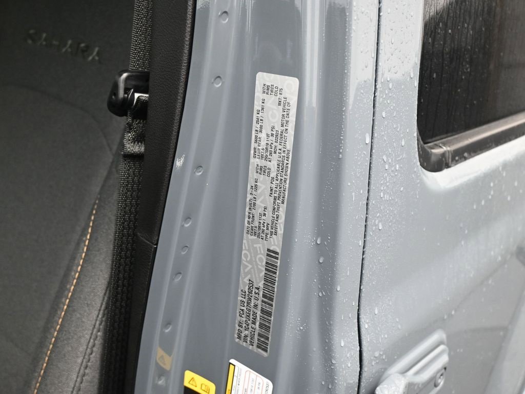 Used 2024 Jeep Wrangler Sahara w/ Technology Group image 18