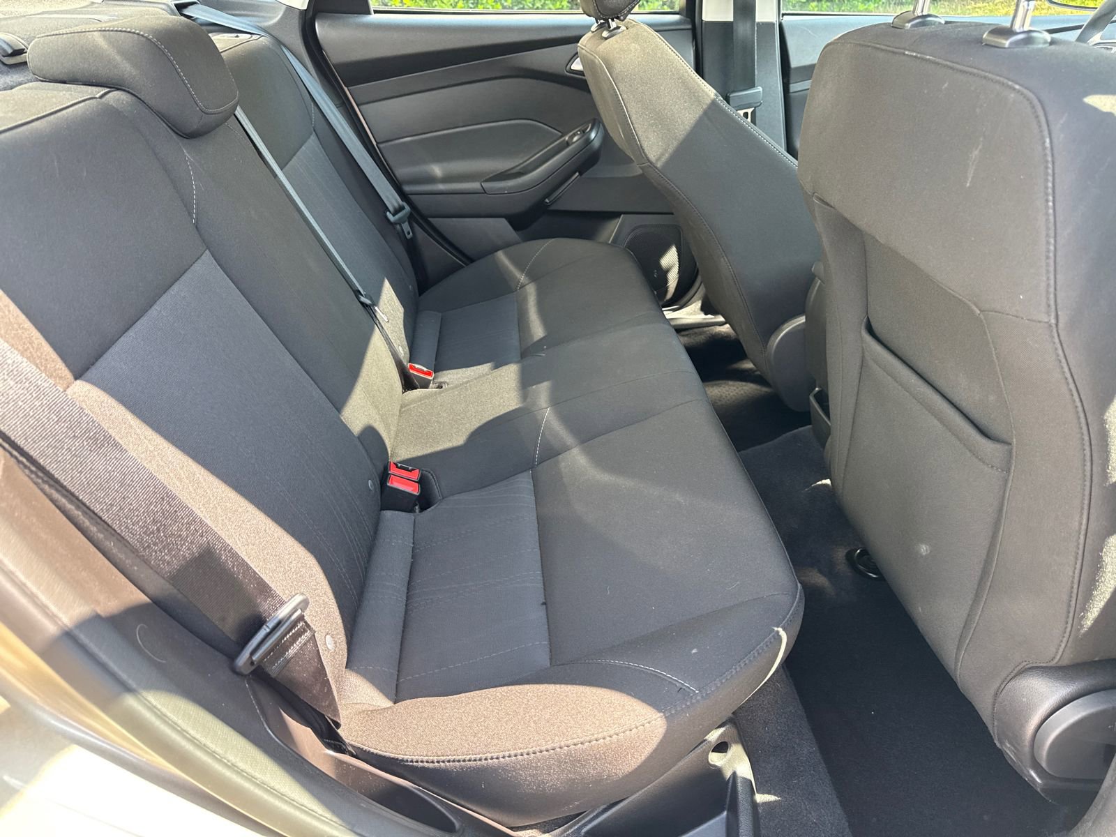 Used 2018 Ford Focus SEL FWD image 15