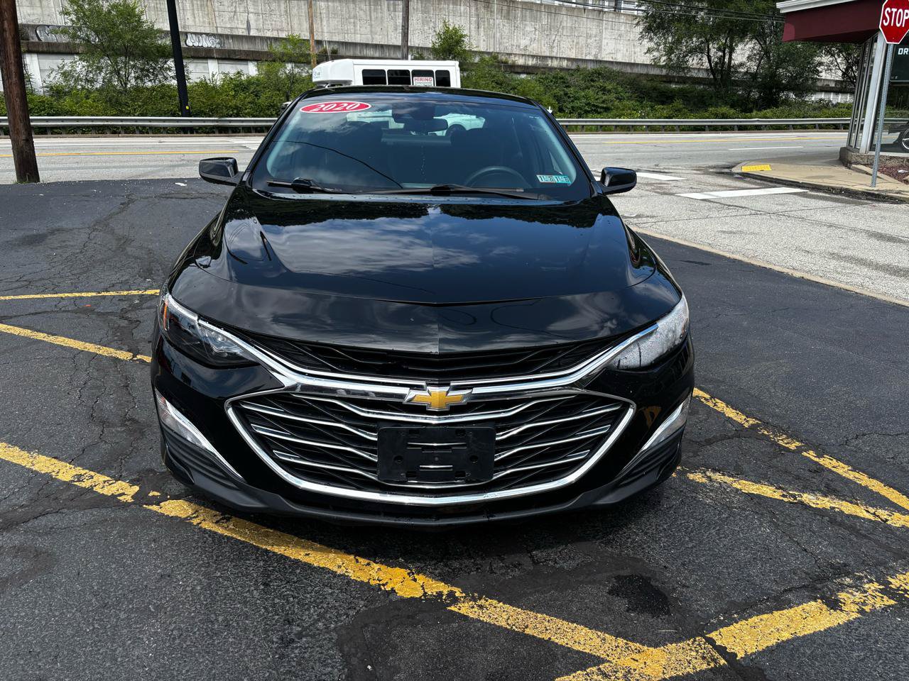 Used 2020 Chevrolet Malibu LS w/ Driver Confidence Package II FWD image 2