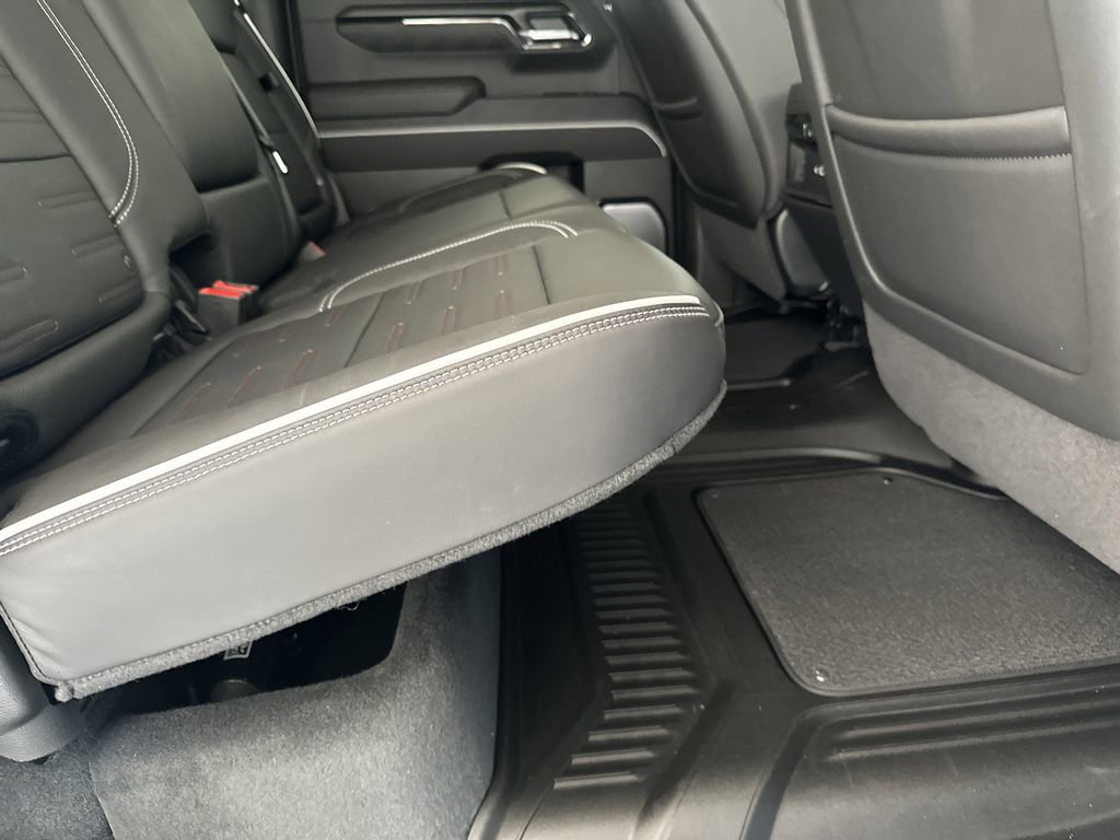 Certified 2025 GMC Sierra 1500 AT4X image 45