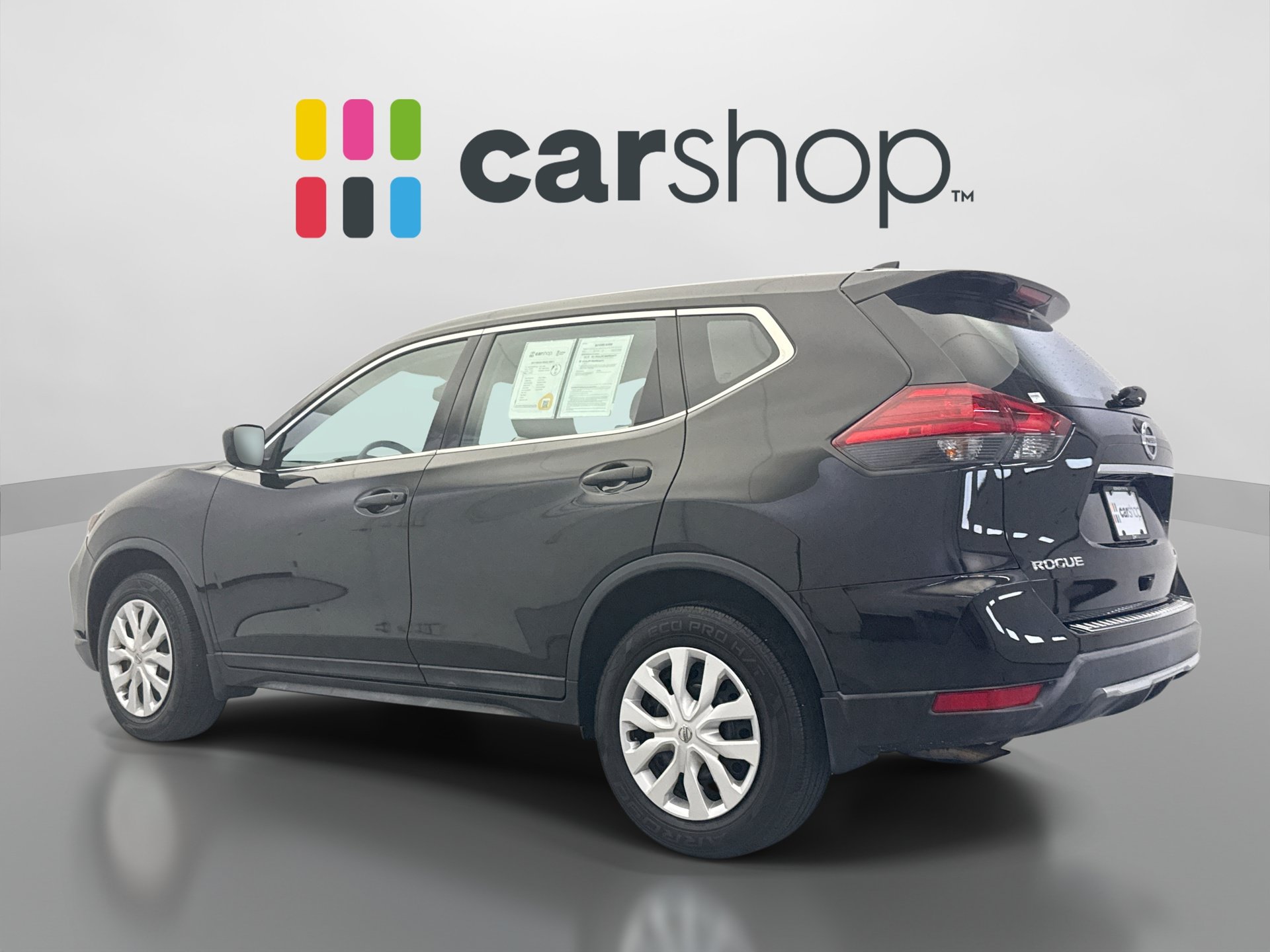 Used 2017 Nissan Rogue S AWD/4WD image 3
