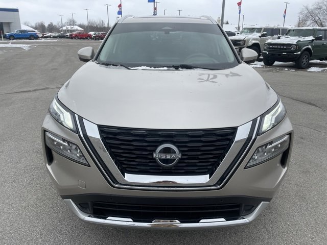 Used 2023 Nissan Rogue Platinum w/ Platinum Premium Package image 3