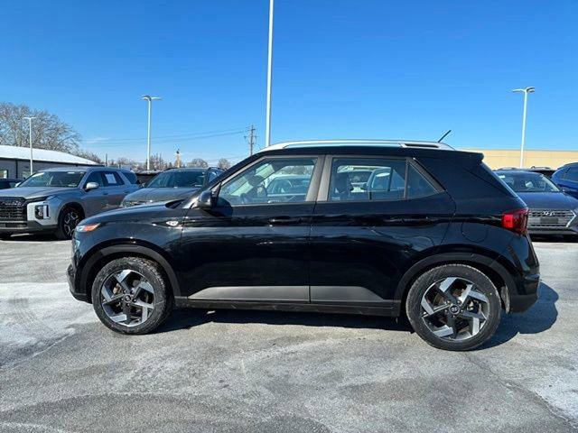 Certified 2023 Hyundai Venue SEL w/ Cargo Package image 8