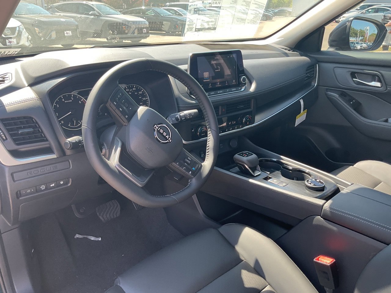 New 2027 Nissan Rogue Dark Armor AWD/4WD image 11