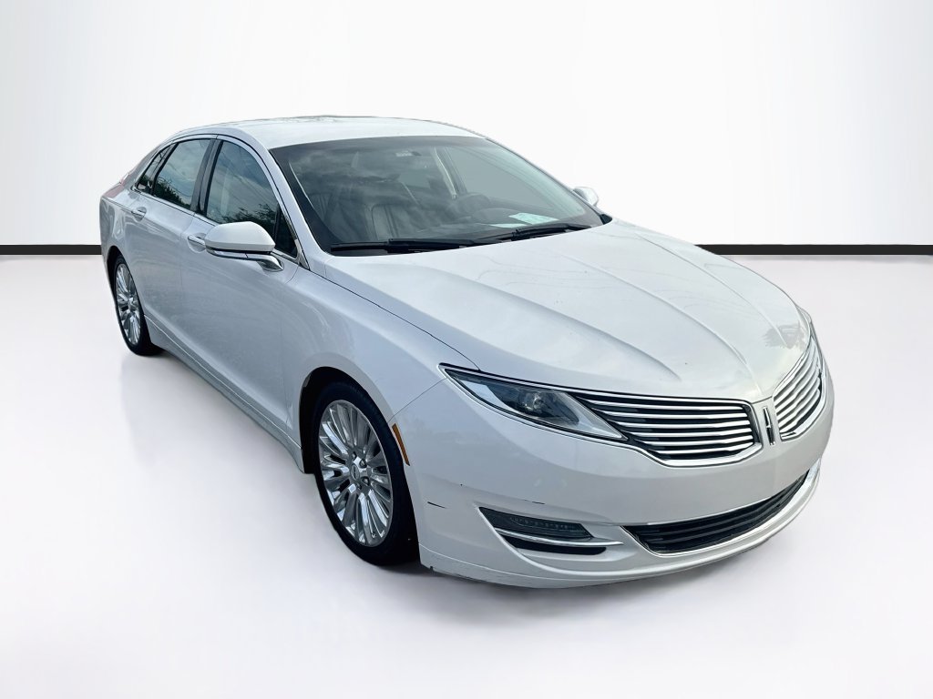 Used 2016 Lincoln MKZ FWD image 1