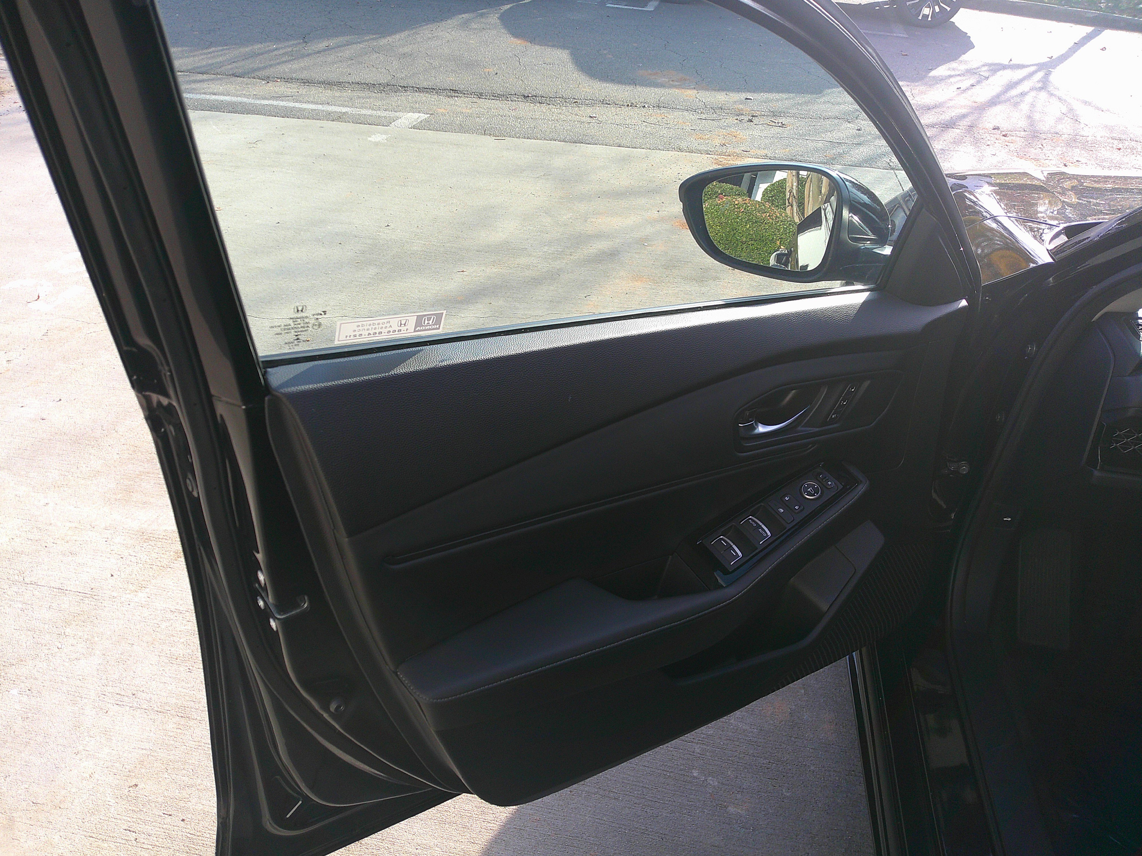 Used 2023 Honda Accord Touring image 17