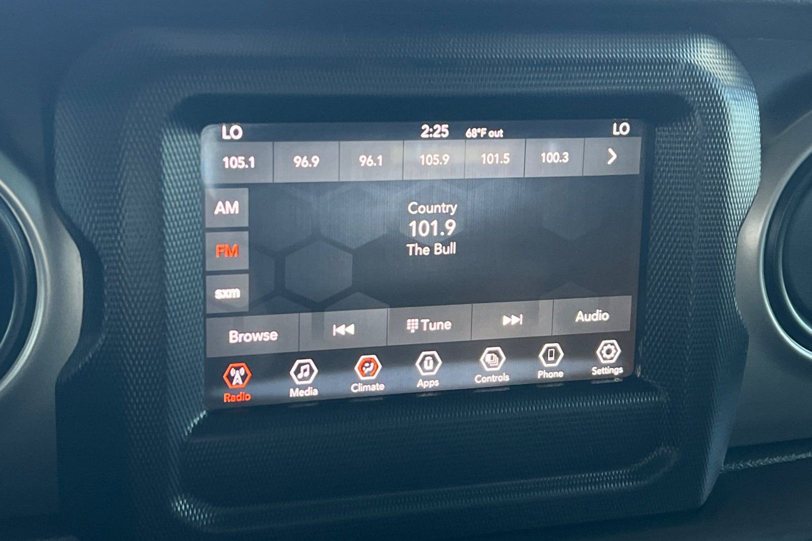 Used 2021 Jeep Wrangler Unlimited Sport image 15