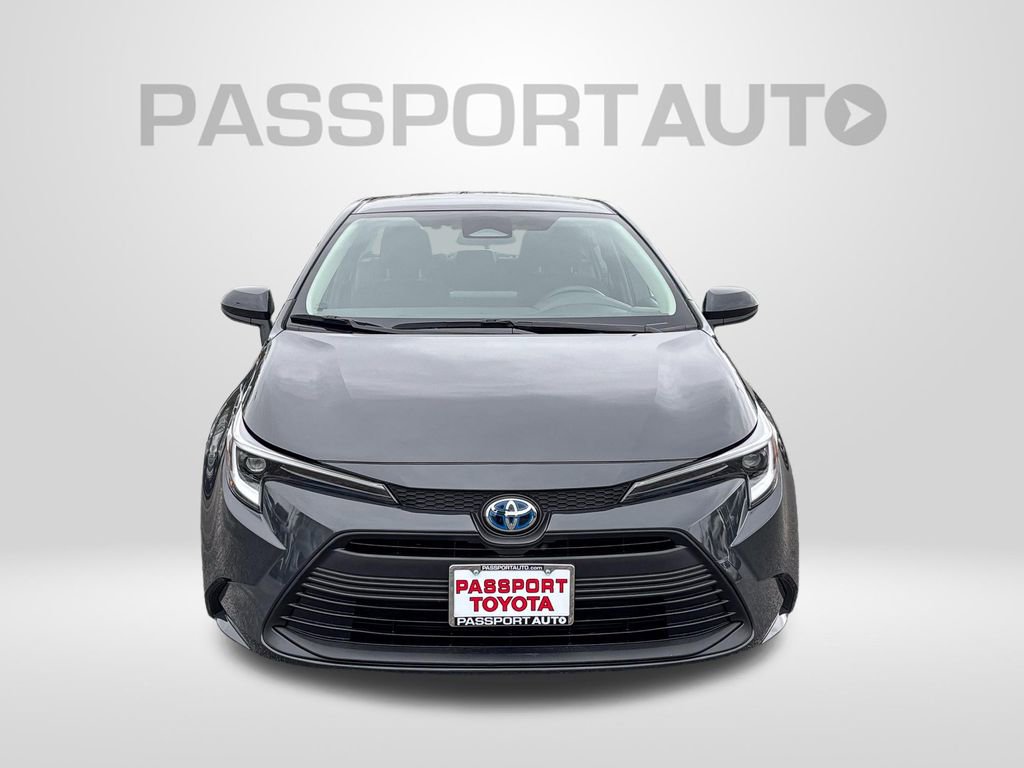 Used 2023 Toyota Corolla LE w/ Carpet Mat Package (TMS) image 11