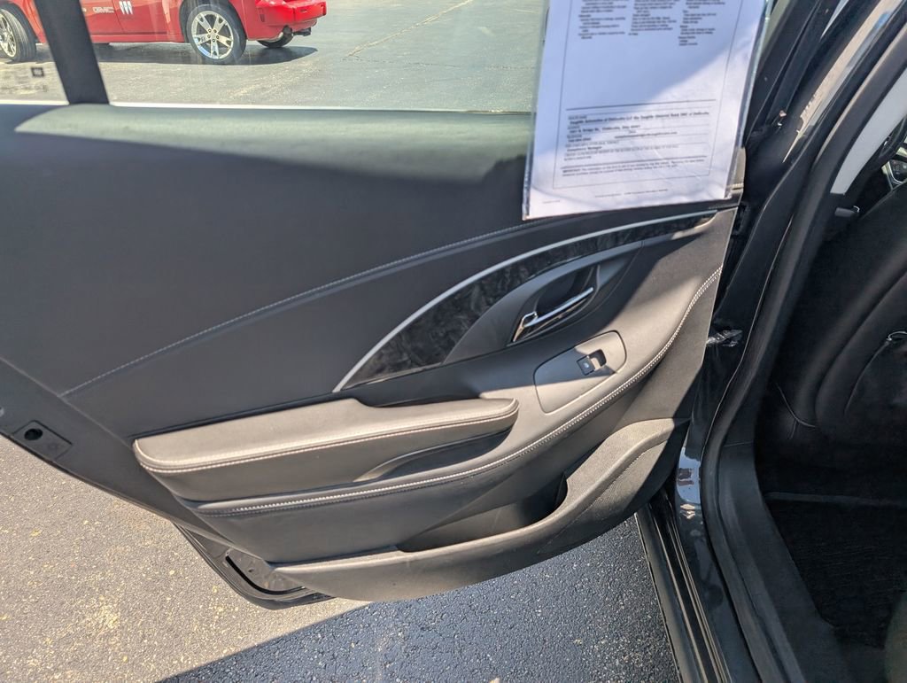 Used 2015 Buick LaCrosse Leather FWD image 10