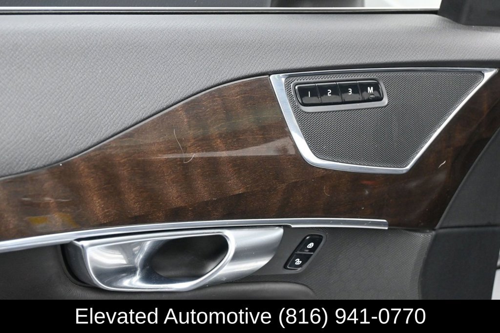 Used 2017 Volvo XC90 T6 Momentum w/ Vision Package AWD/4WD image 20
