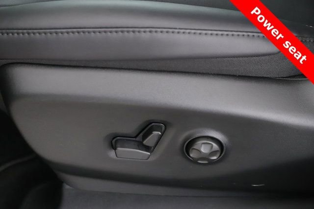 New 2026 Chrysler Pacifica Select image 18