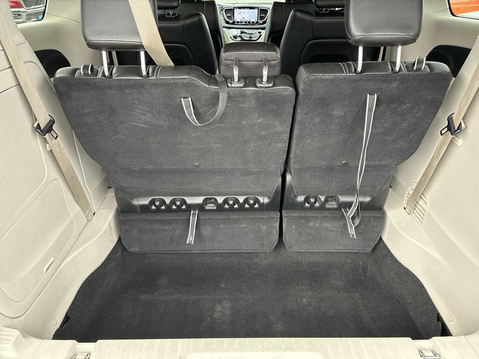 Certified 2023 Chrysler Pacifica Touring-L FWD image 19