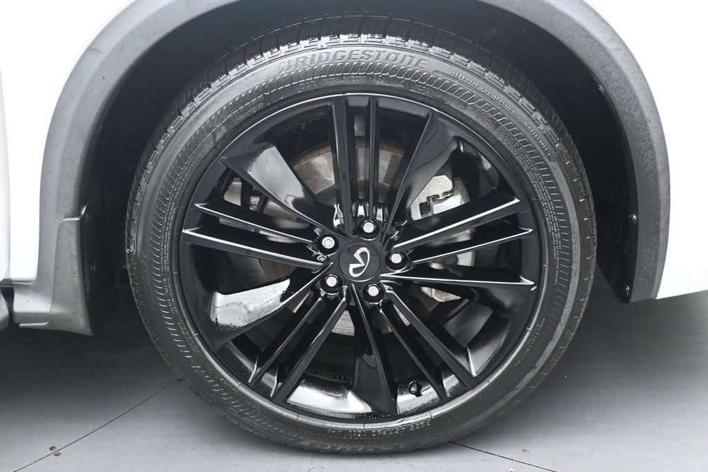 Used 2025 INFINITI QX55 Essential AWD/4WD image 9