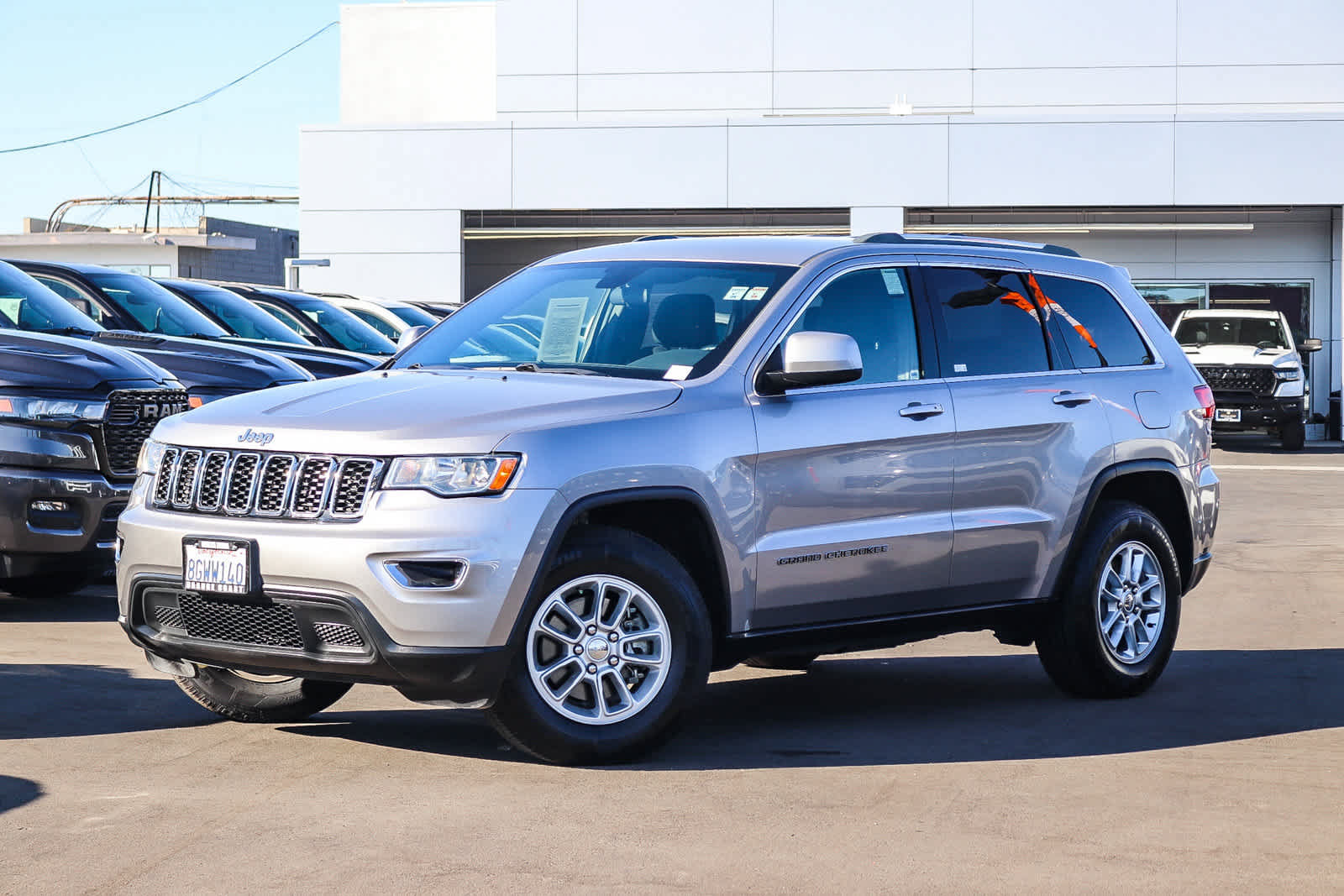 Used 2018 Jeep Grand Cherokee Laredo