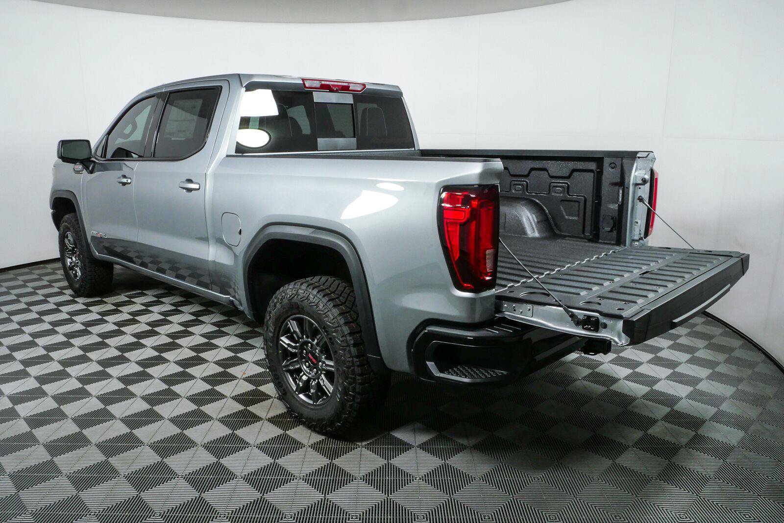 New 2026 GMC Sierra 1500 AT4X AWD/4WD image 33