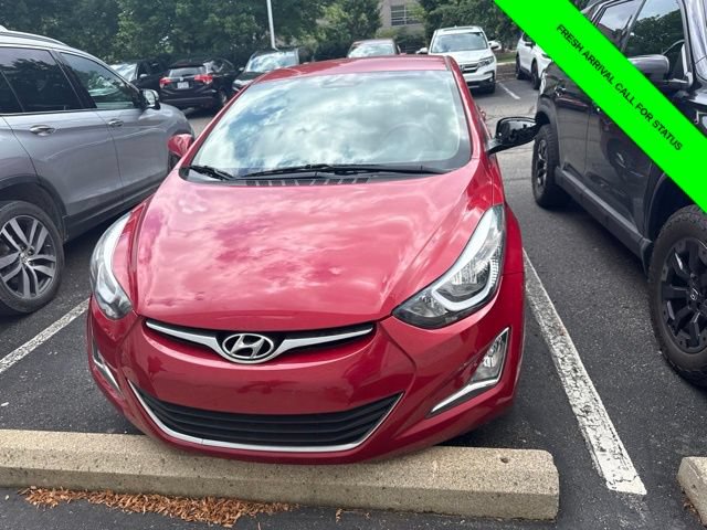 Used 2014 Hyundai Elantra SE w/ Option Group 02 FWD image 2
