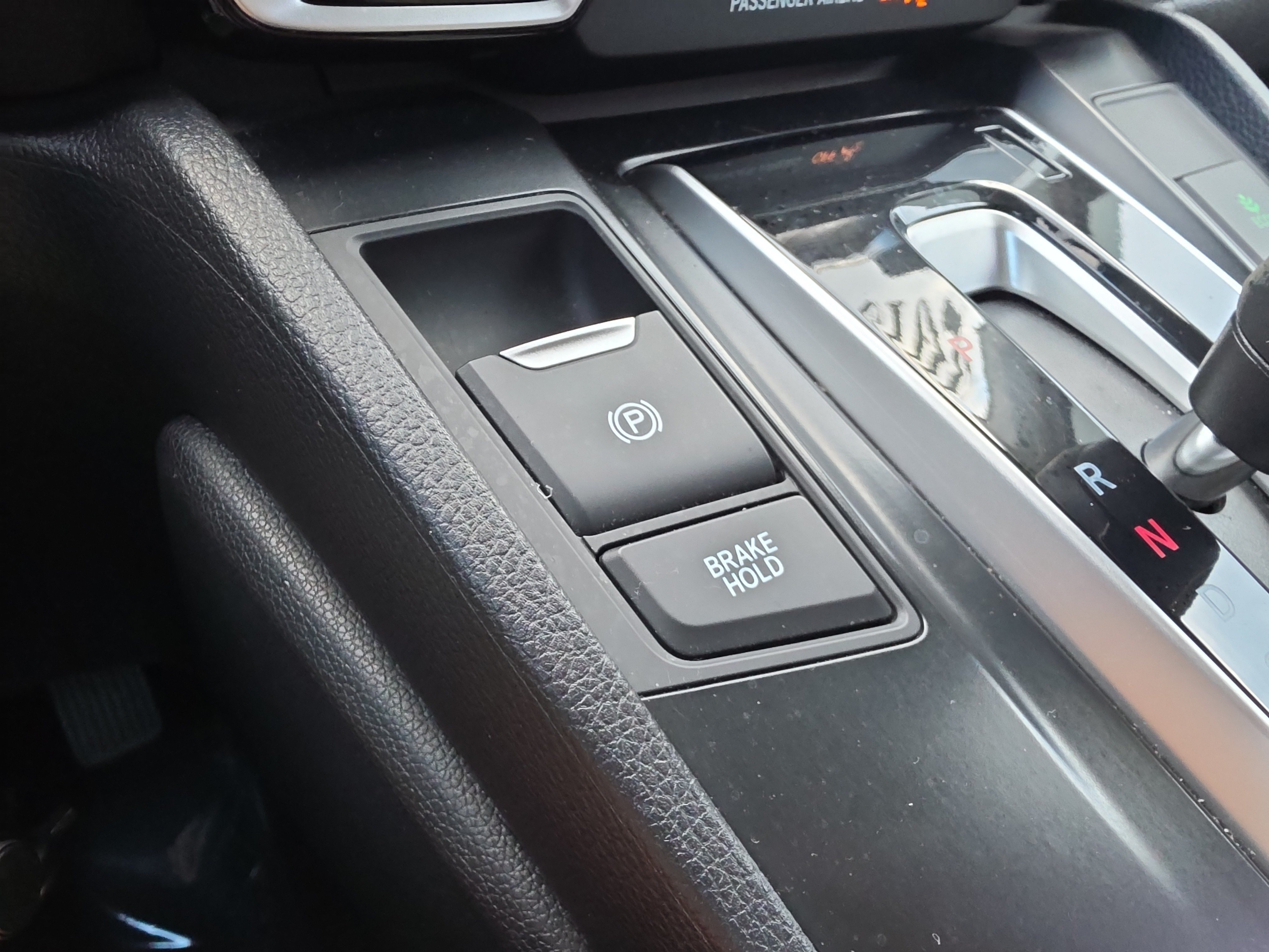 Used 2019 Honda CR-V LX image 27