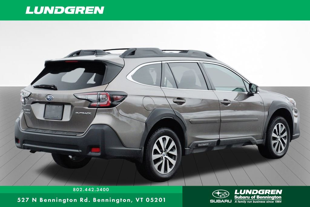 Used 2024 Subaru Outback Premium image 3