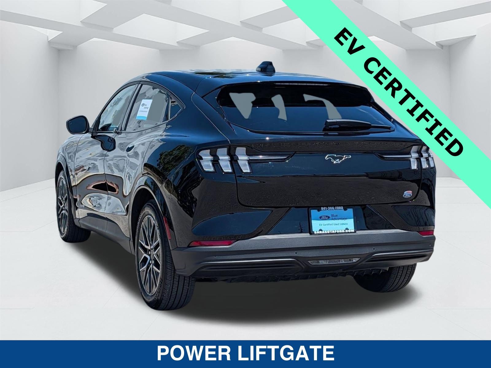 Certified 2025 Ford Mustang Mach-E Premium image 6