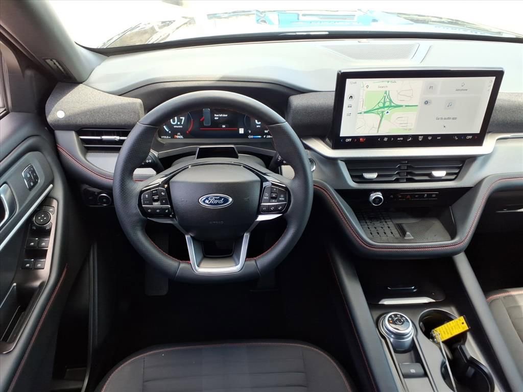 Used 2025 Ford Explorer ST-Line w/ Premium Package image 23