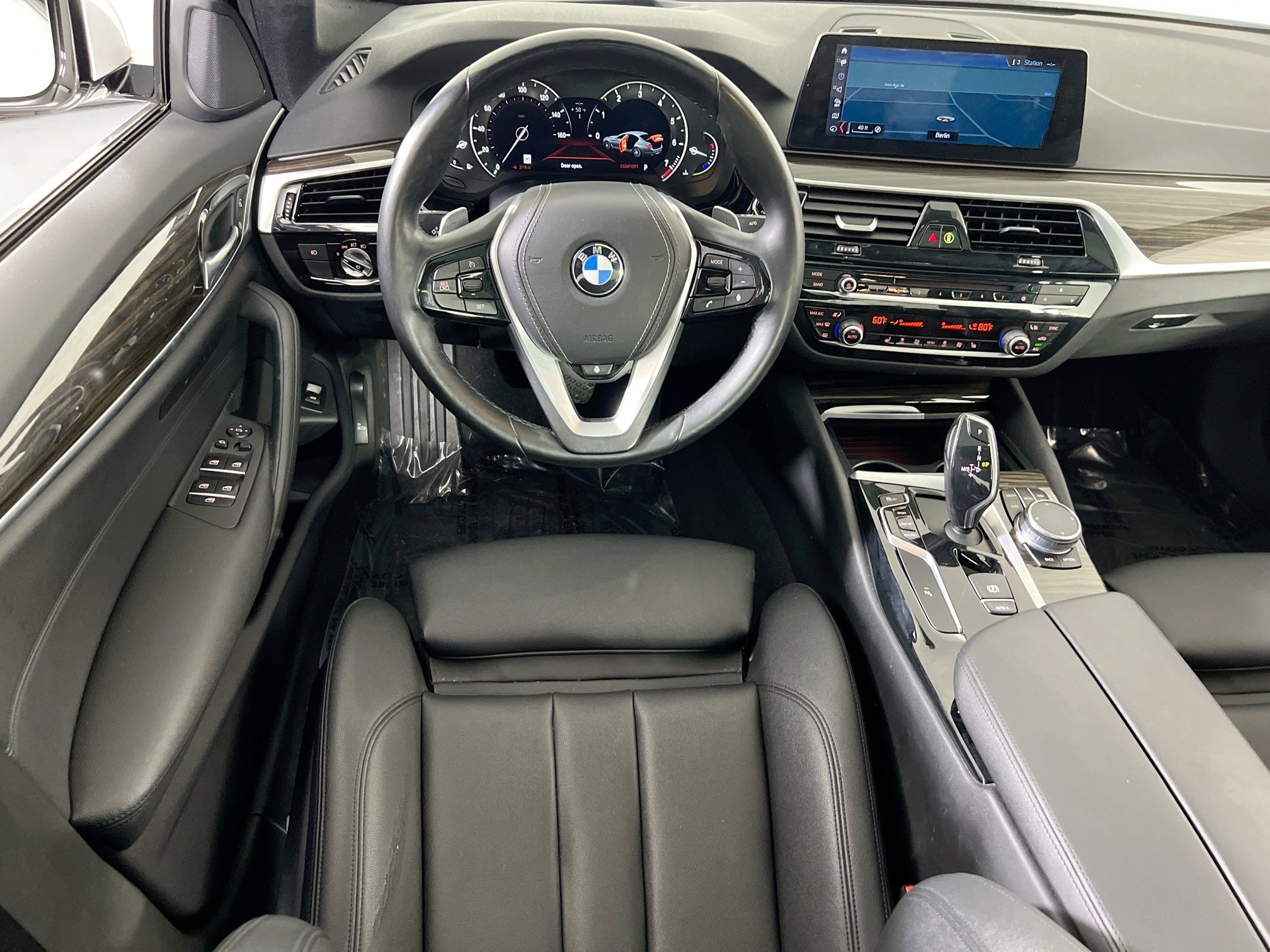 Used 2018 BMW 530i xDrive AWD/4WD image 23