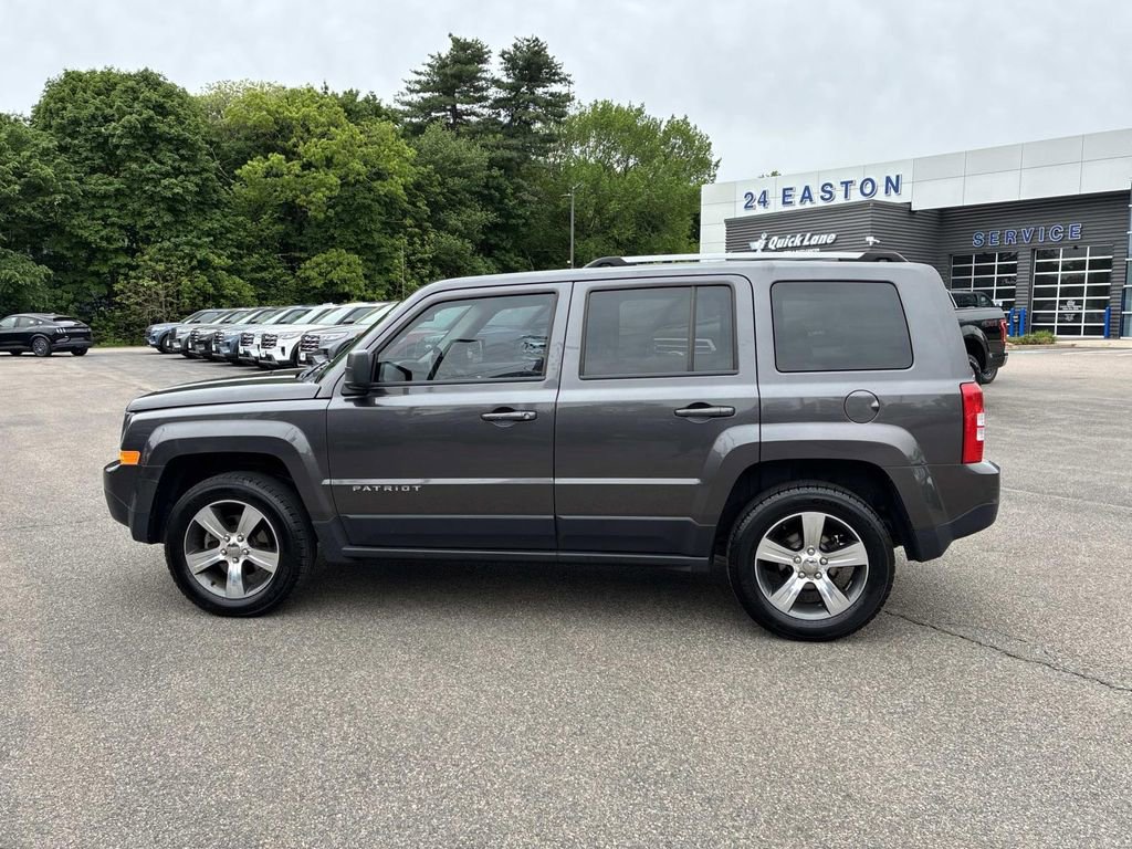 Used 2017 Jeep Patriot High Altitude AWD/4WD image 4