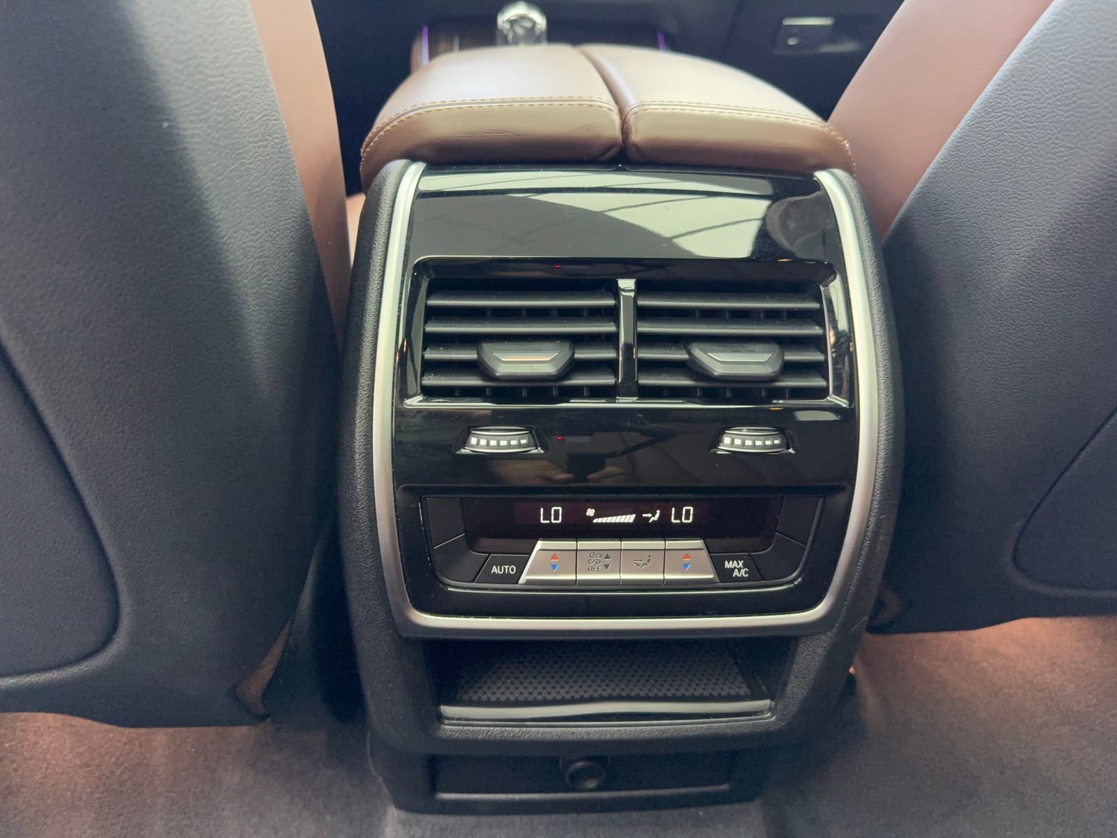 Used 2020 BMW X5 sDrive40i w/ M Sport Package RWD image 38