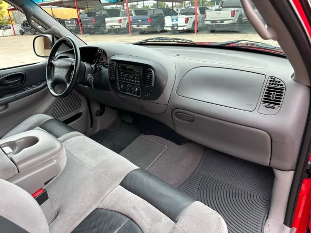 Used 2001 Ford F150 Lightning image 22