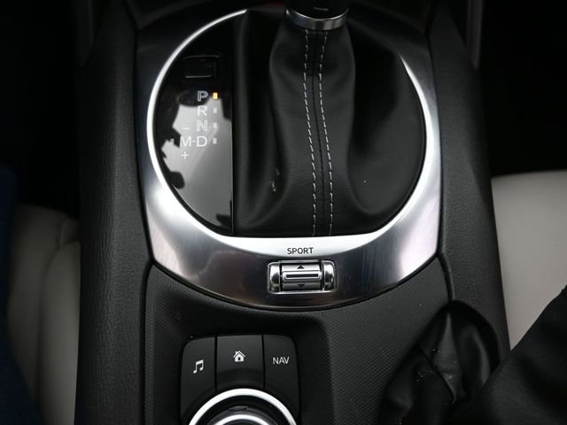 Used 2021 MAZDA MX-5 Miata RF Grand Touring image 12