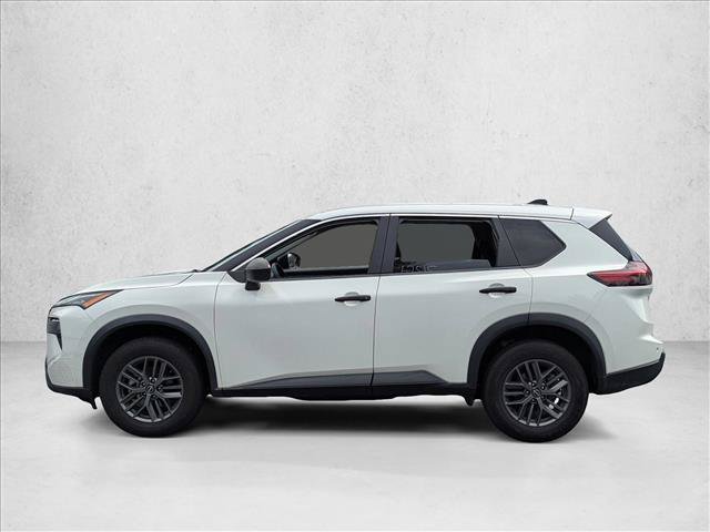 Used 2024 Nissan Rogue S FWD image 6