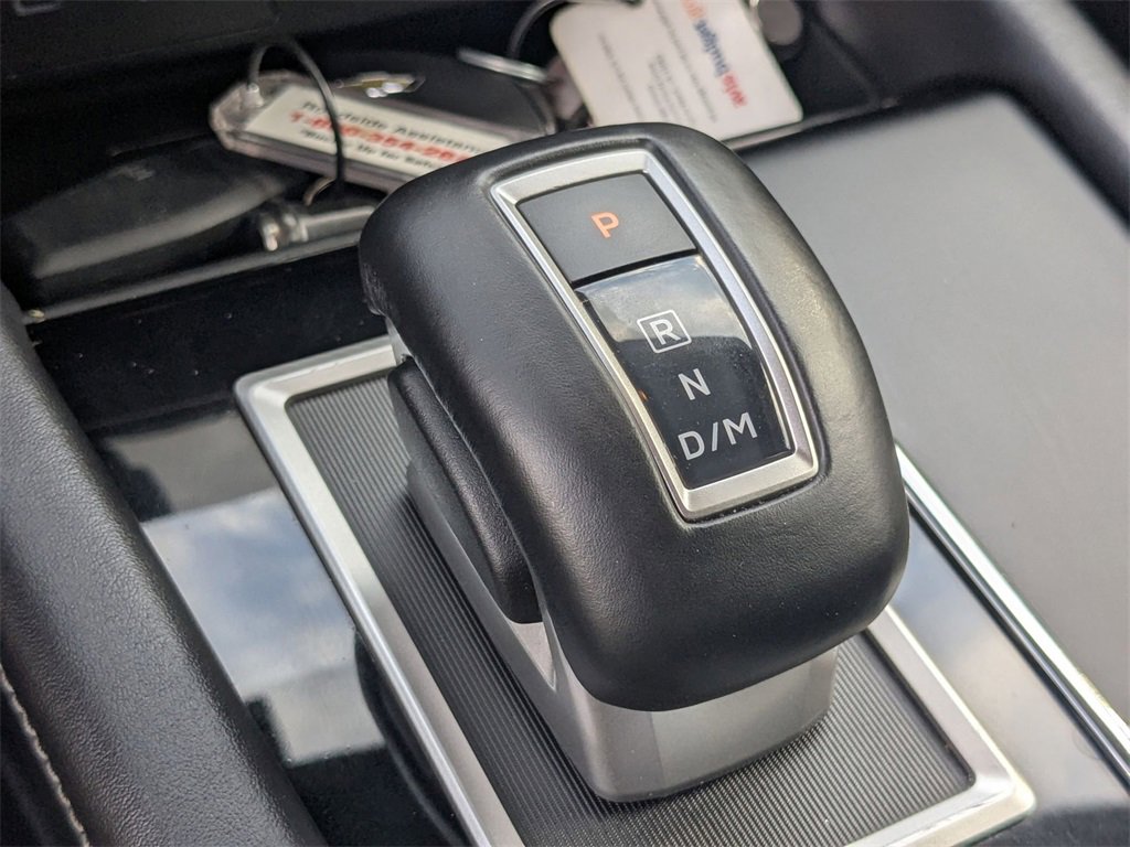 Used 2024 Mitsubishi Outlander SE image 17